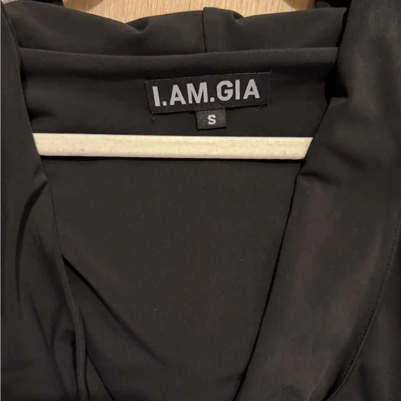 Black Hooded Deep-V Mini Dress - Picture 4 of 6